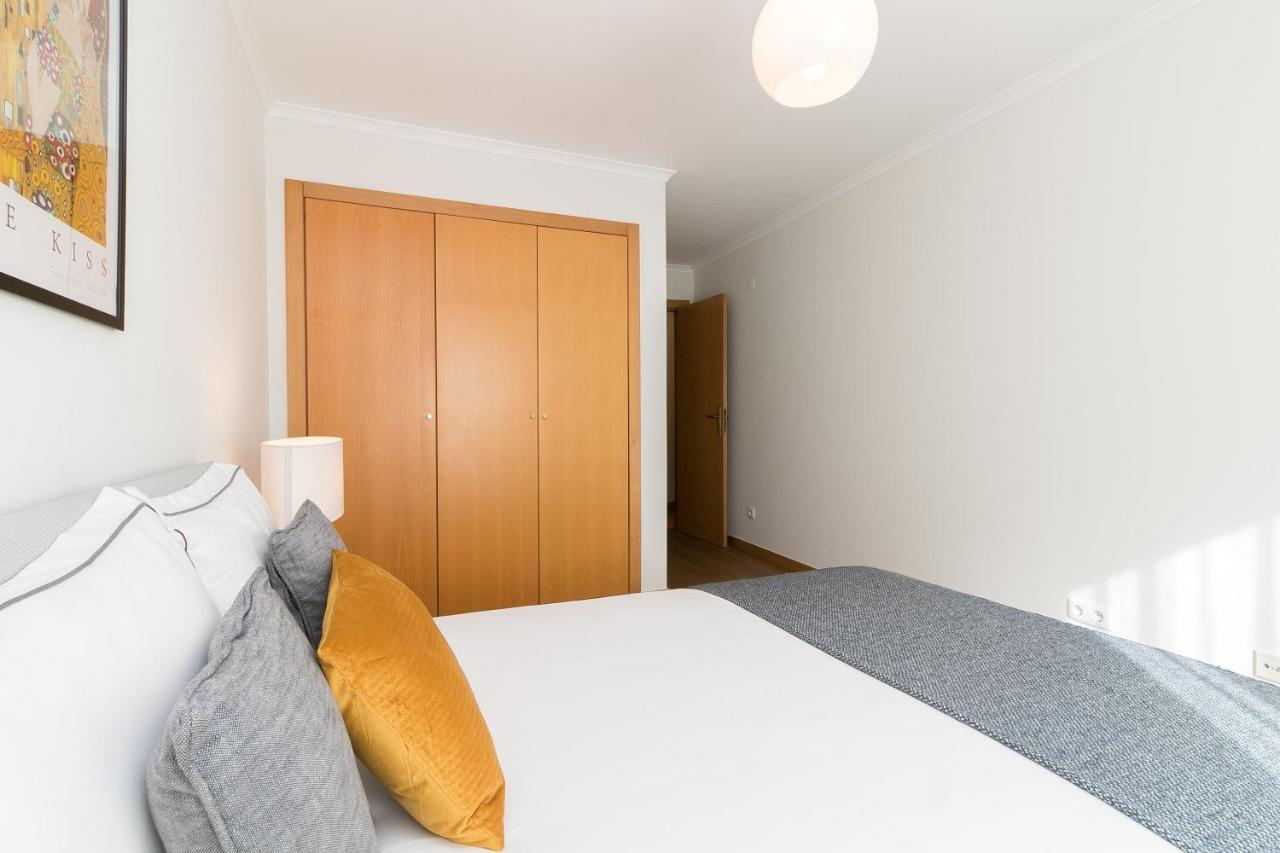 Ferienwohnung Premium Flat In Upscale Area, Balcony, Parking Lissabon Exterior foto